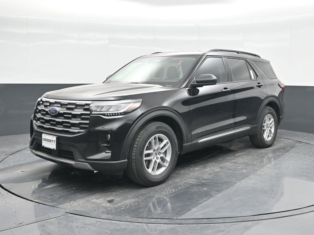 new 2025 Ford Explorer car, priced at $39,621