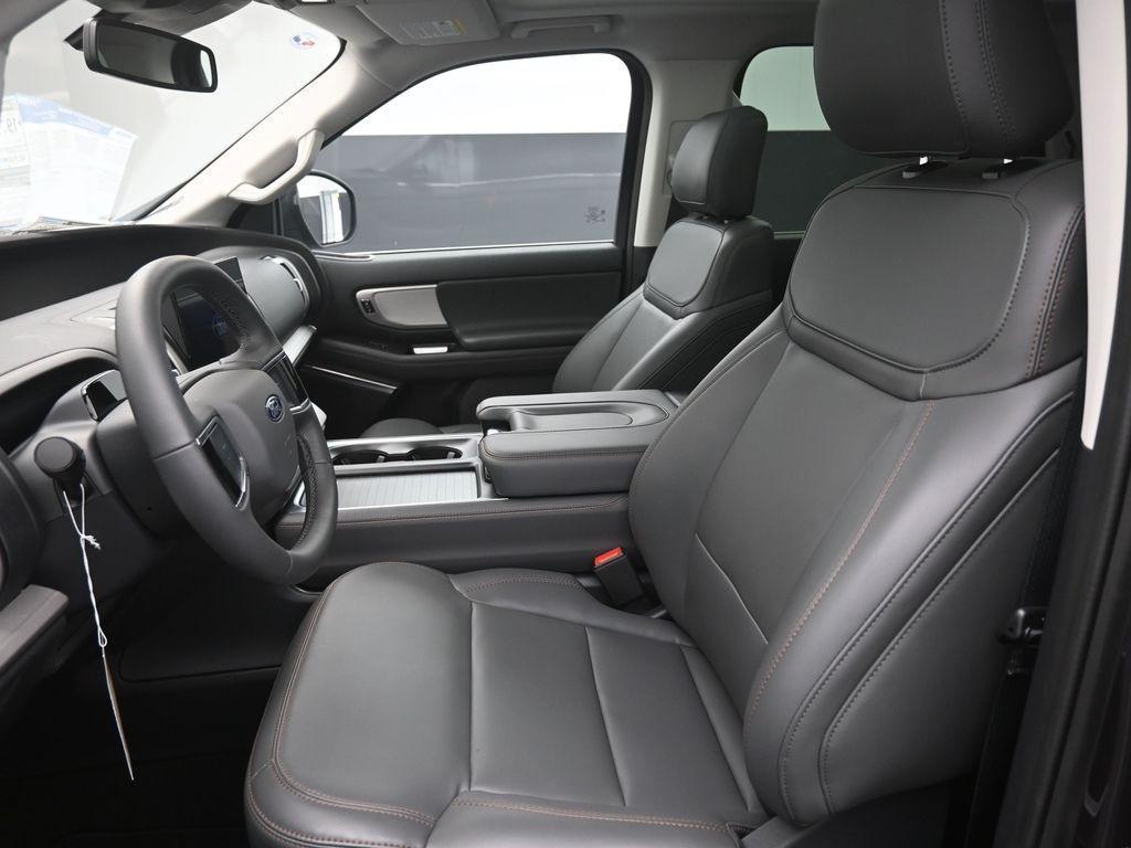 new 2025 Ford Expedition Max car, priced at $71,905