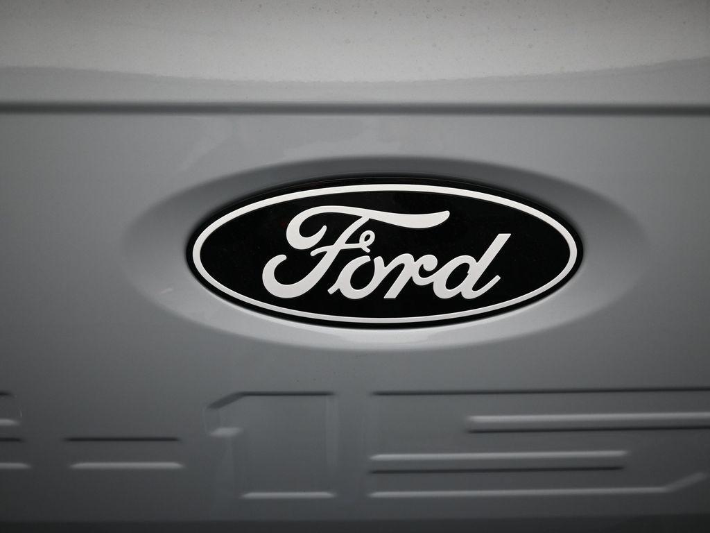 new 2025 Ford F-150 car, priced at $49,909