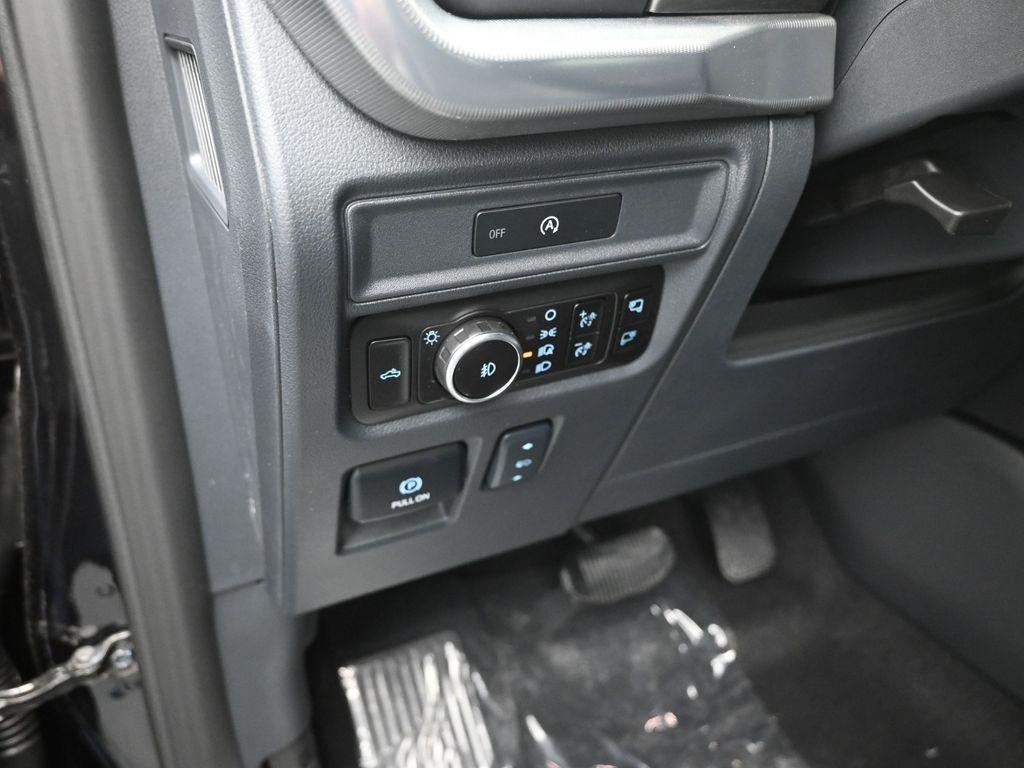 new 2025 Ford F-150 car, priced at $59,896