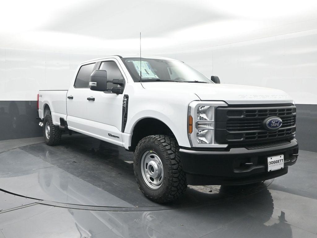 new 2025 Ford F-250 car, priced at $60,374