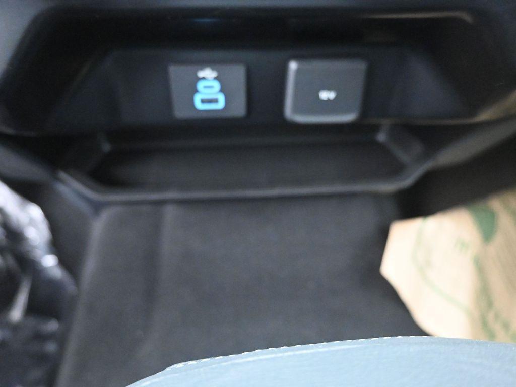 new 2025 Ford F-250 car, priced at $84,042