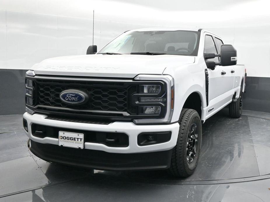 new 2024 Ford F-250 car, priced at $62,095