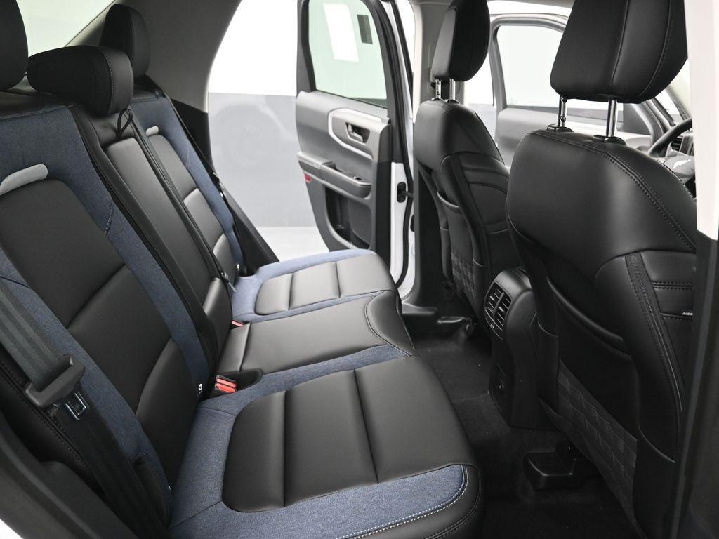 new 2025 Ford Bronco Sport car, priced at $31,064