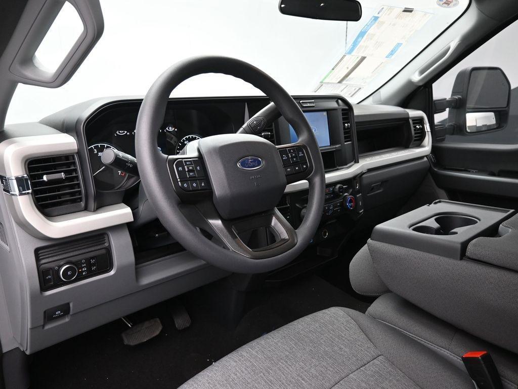 new 2025 Ford F-250 car, priced at $49,067