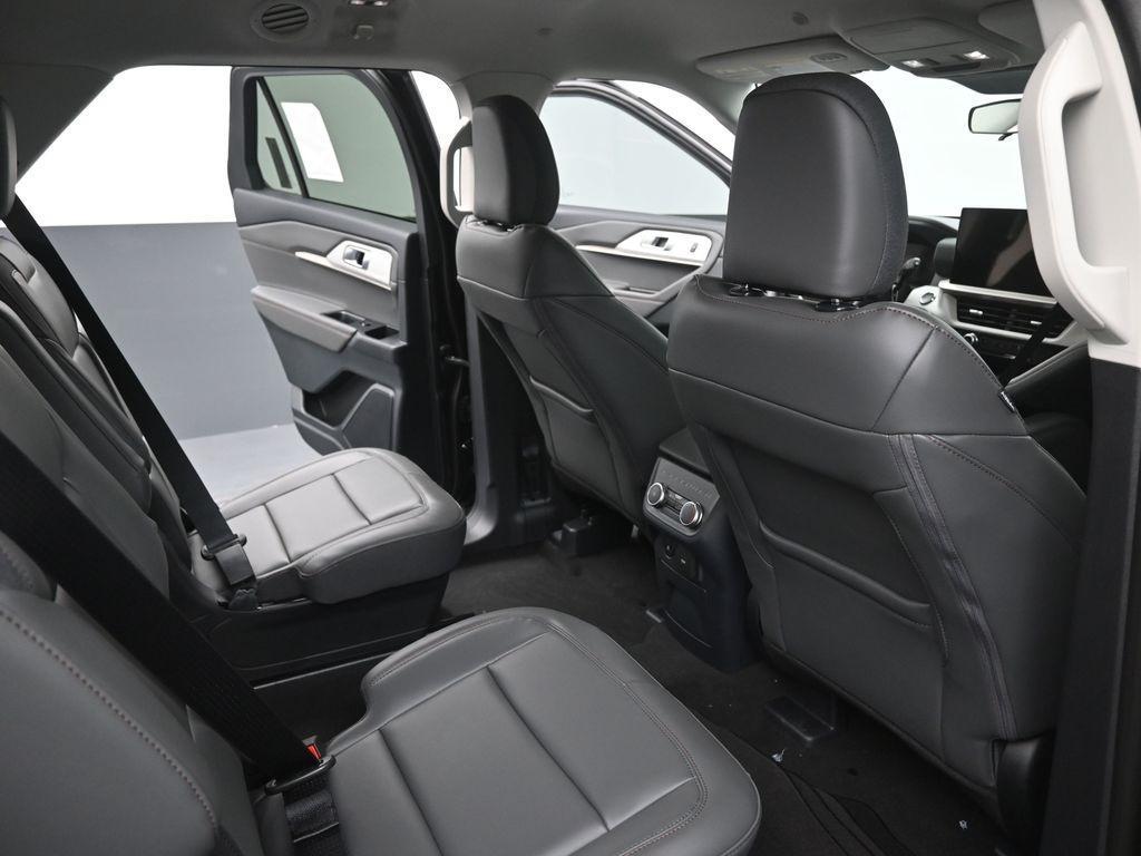 new 2025 Ford Explorer car, priced at $41,049