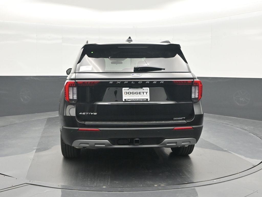 new 2025 Ford Explorer car, priced at $41,049