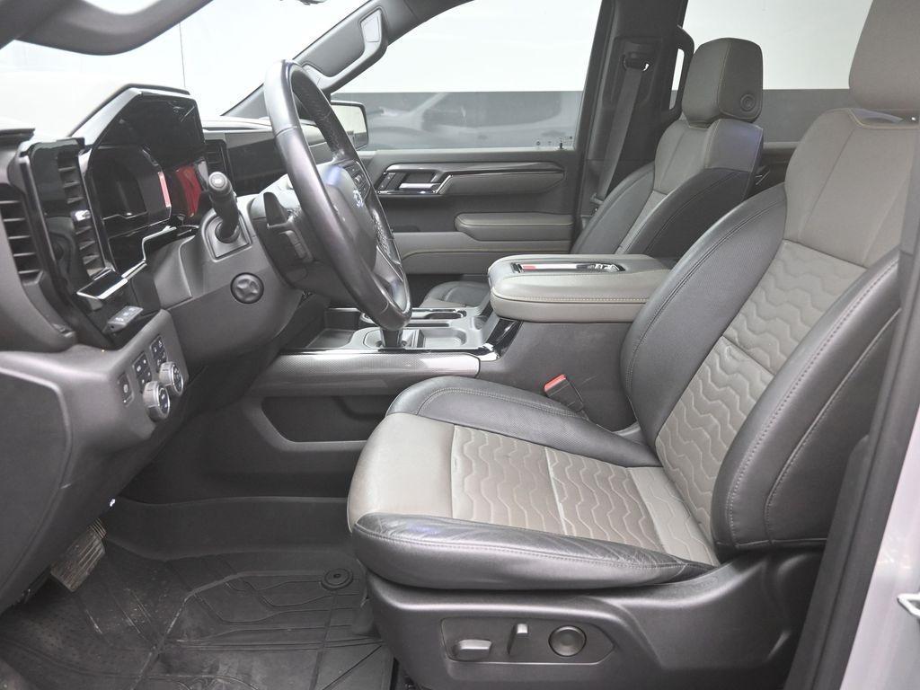 used 2022 Chevrolet Silverado 1500 car, priced at $42,723