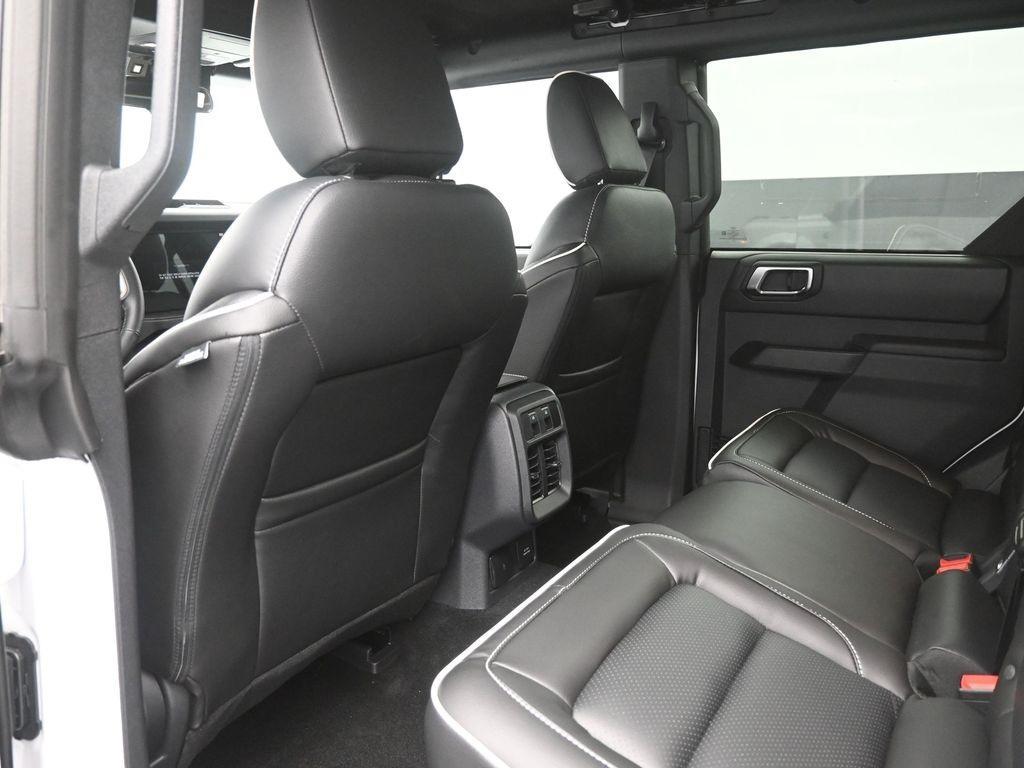 new 2025 Ford Bronco car, priced at $55,295
