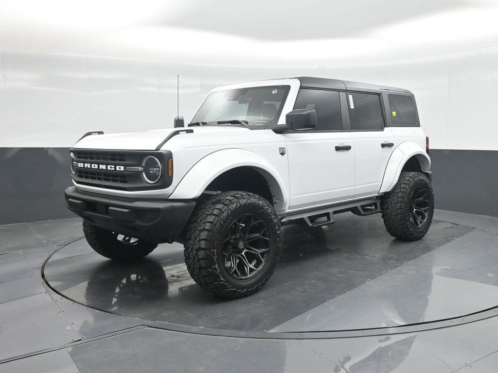 new 2025 Ford Bronco car, priced at $55,295