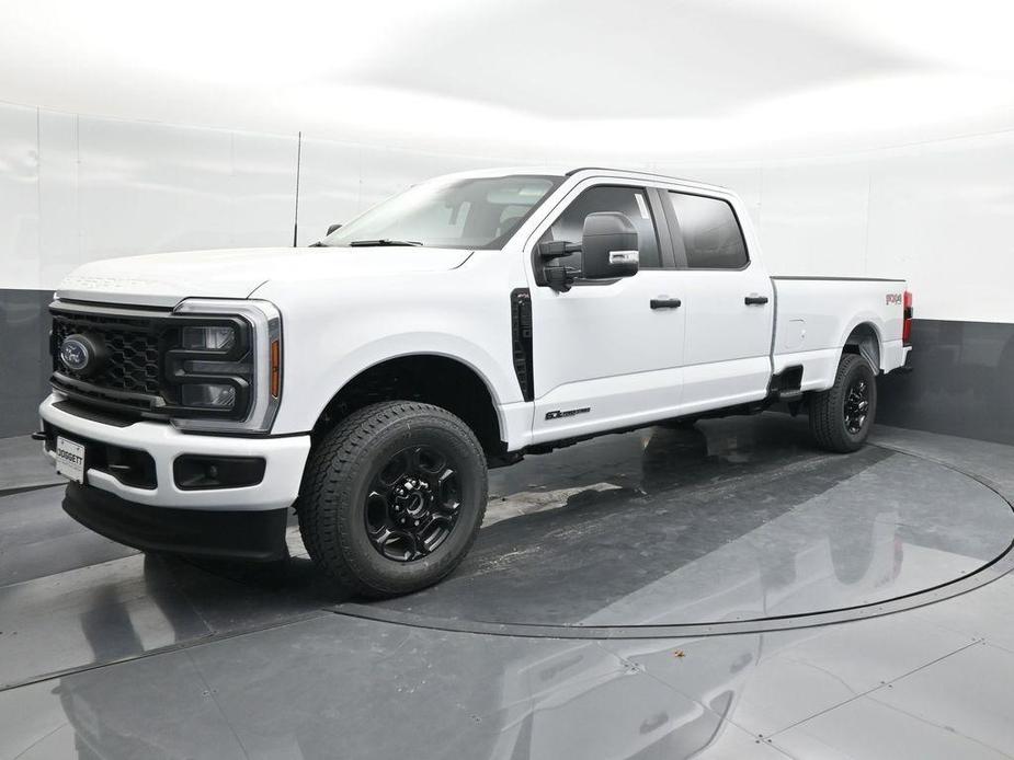 new 2024 Ford F-250 car, priced at $62,844