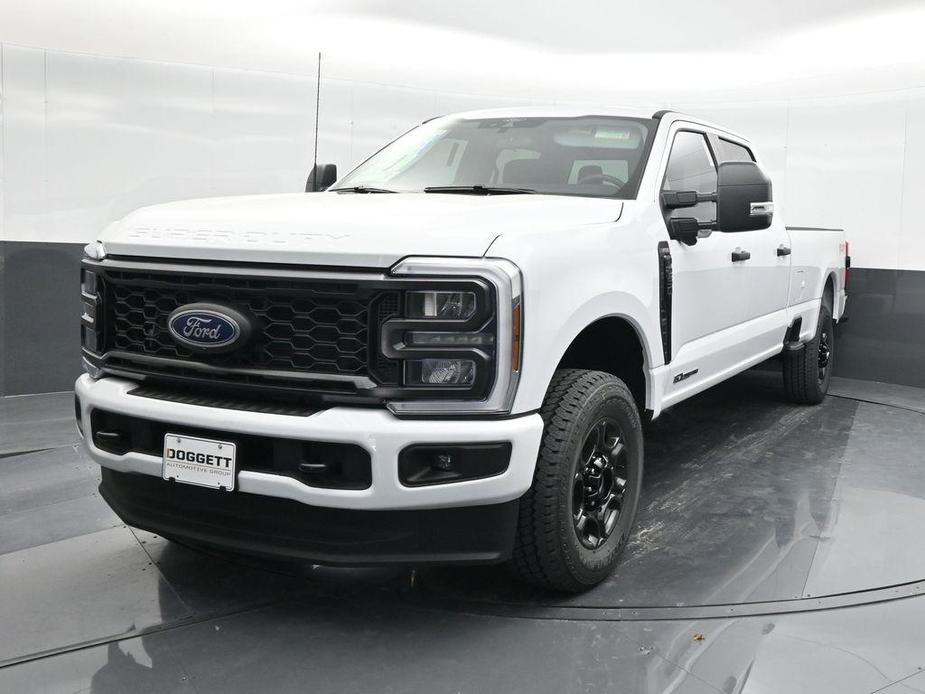 new 2024 Ford F-250 car, priced at $62,844