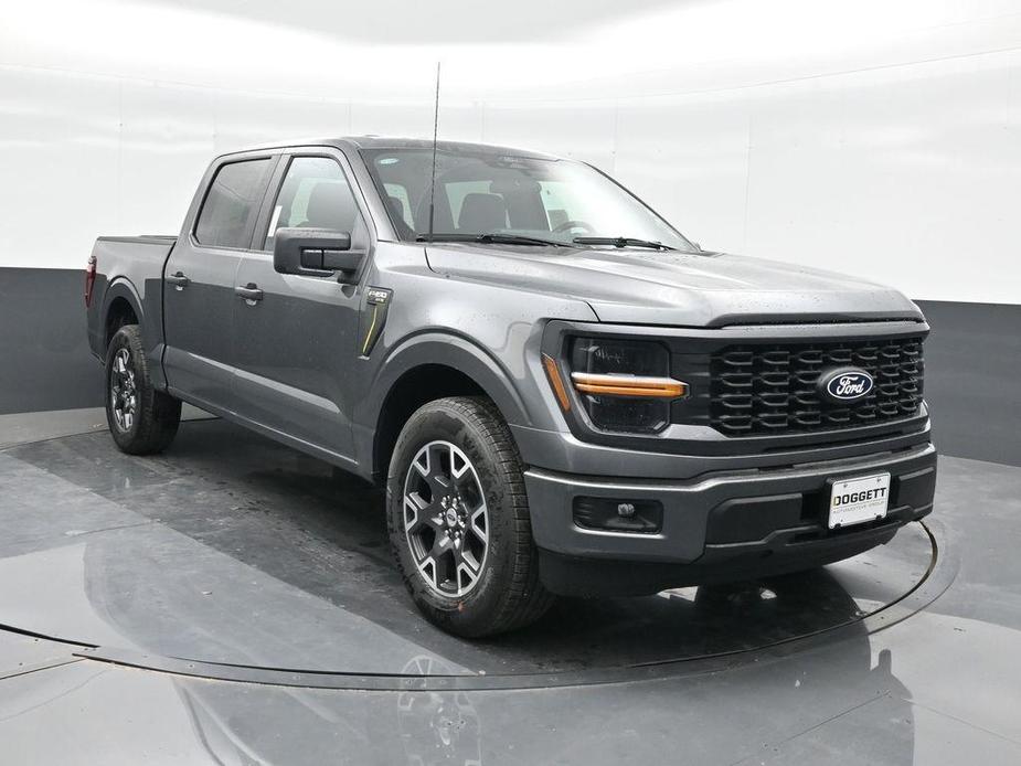 new 2024 Ford F-150 car, priced at $38,117