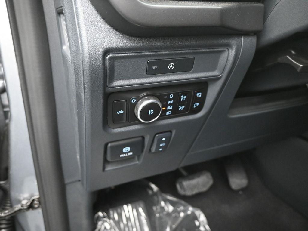 new 2025 Ford F-150 car, priced at $59,932