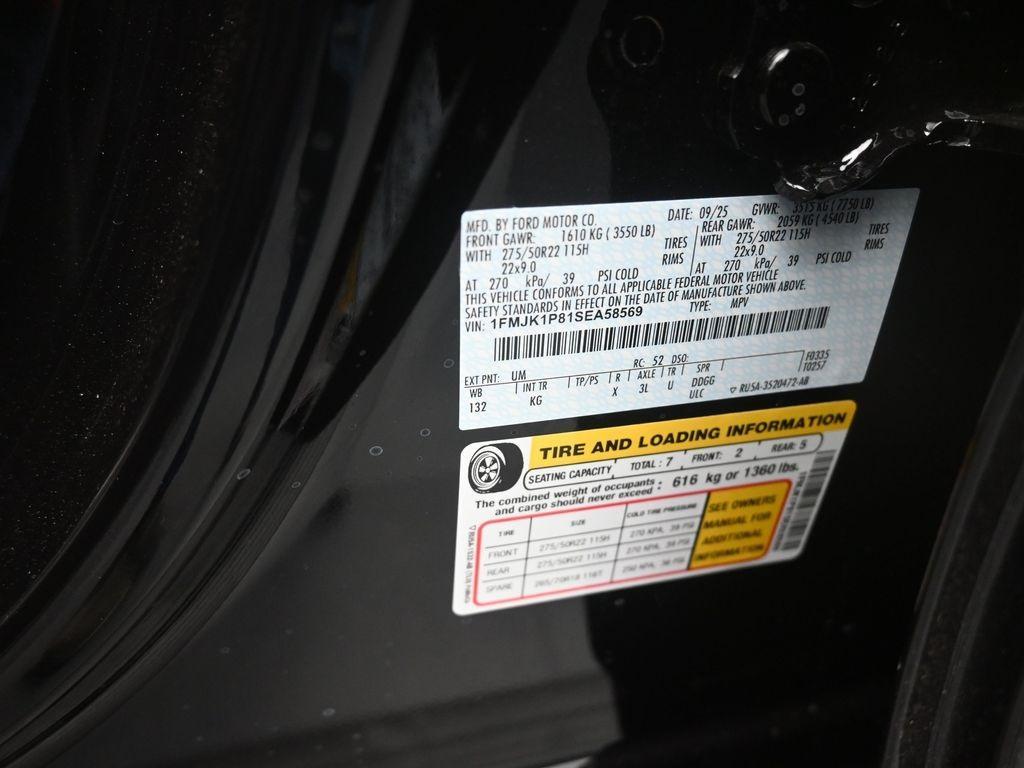 new 2025 Ford Expedition Max car, priced at $85,603