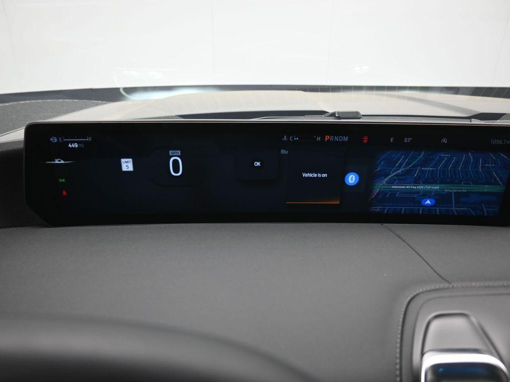 new 2025 Ford Expedition car, priced at $75,638