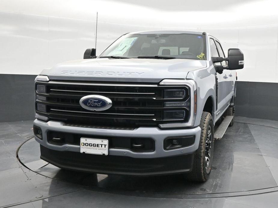 new 2025 Ford F-250 car, priced at $95,065