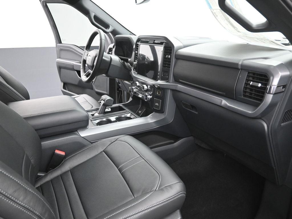 new 2025 Ford Explorer car, priced at $40,967