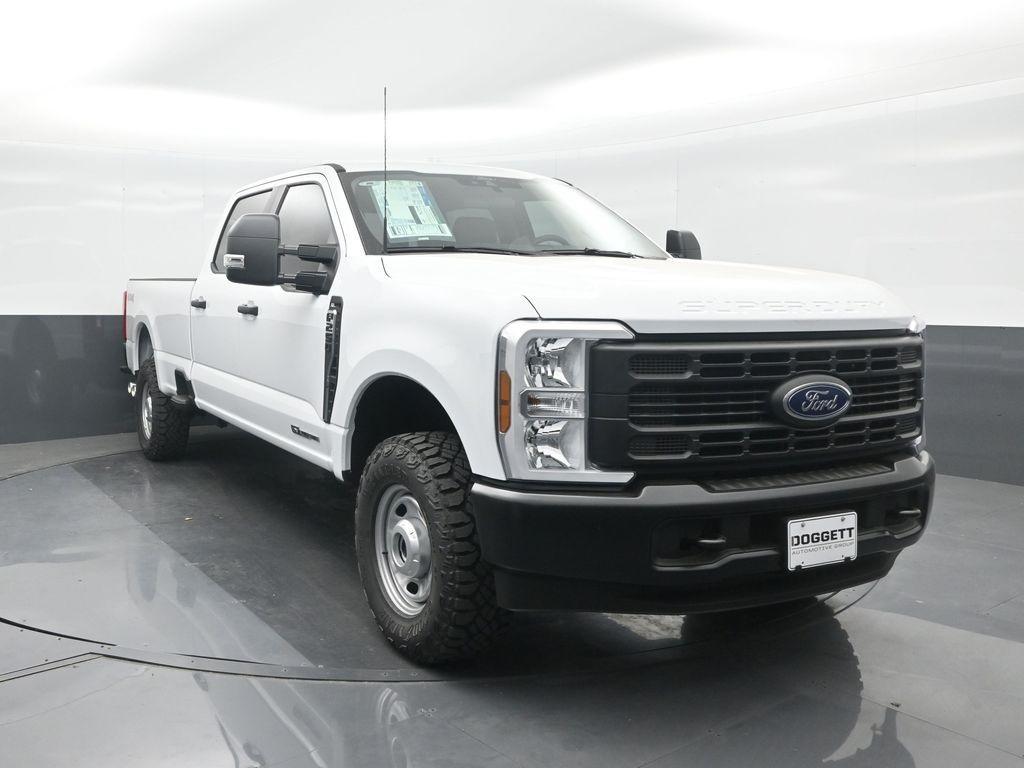 new 2025 Ford F-250 car, priced at $57,374