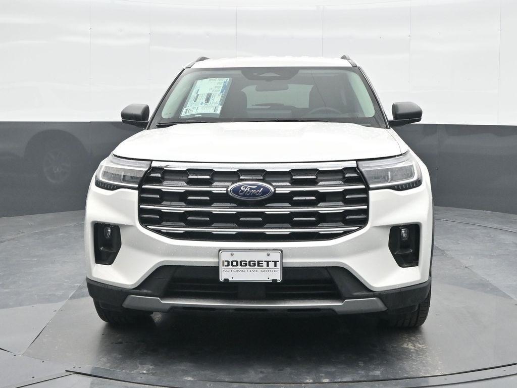 new 2025 Ford Explorer car, priced at $40,369