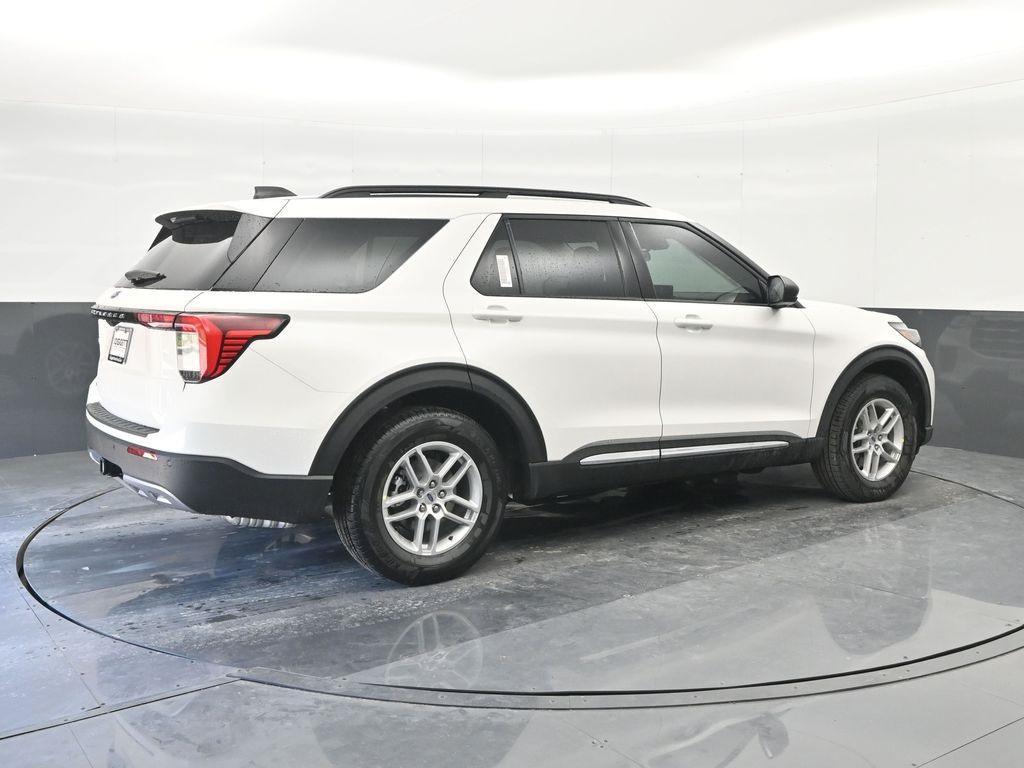 new 2025 Ford Explorer car, priced at $40,369