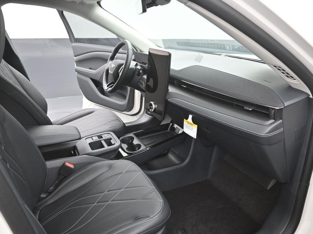 new 2025 Ford Mustang Mach-E car, priced at $39,021
