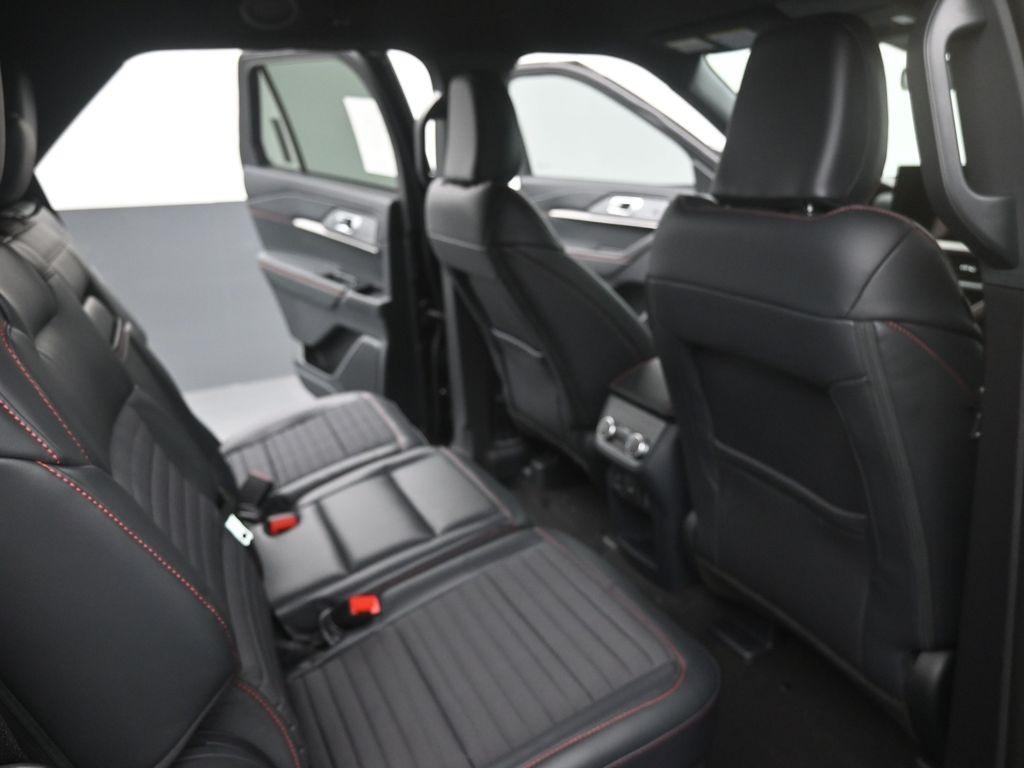 new 2025 Ford Explorer car, priced at $43,346