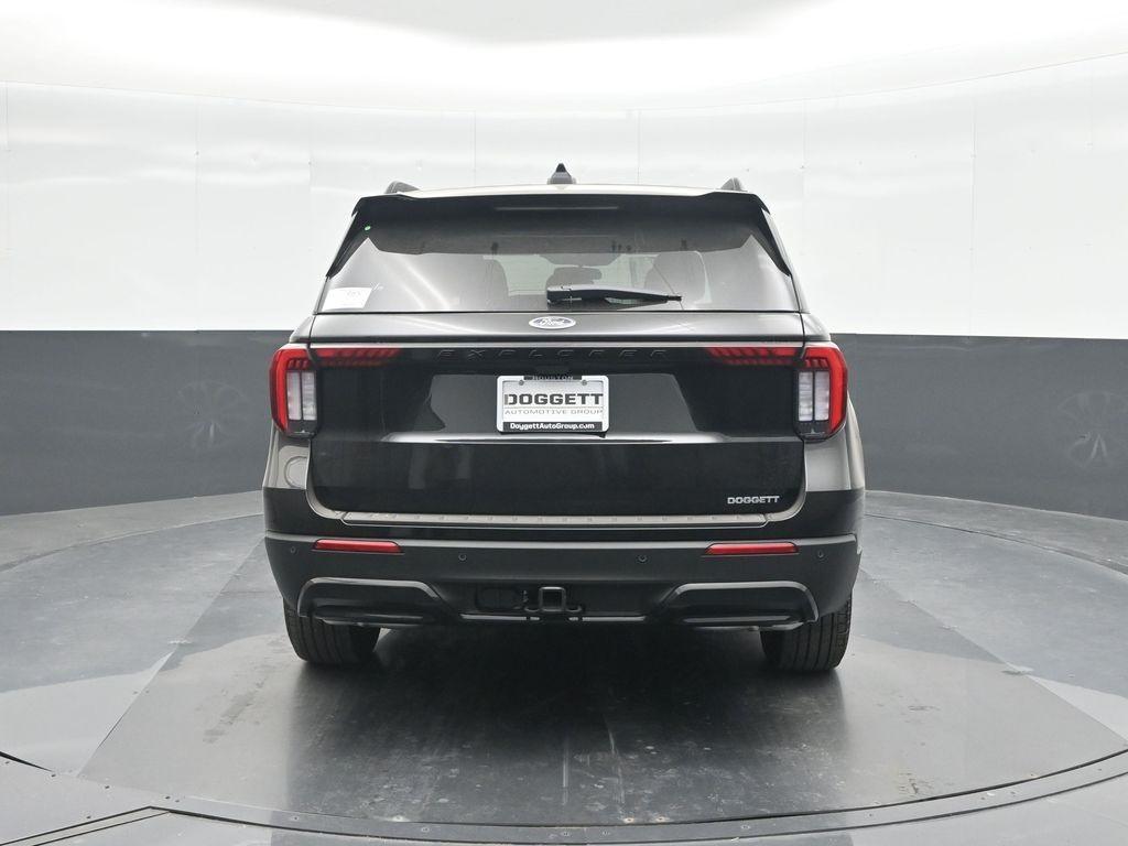 new 2025 Ford Explorer car, priced at $43,346