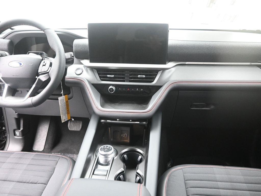 new 2025 Ford Explorer car, priced at $43,346