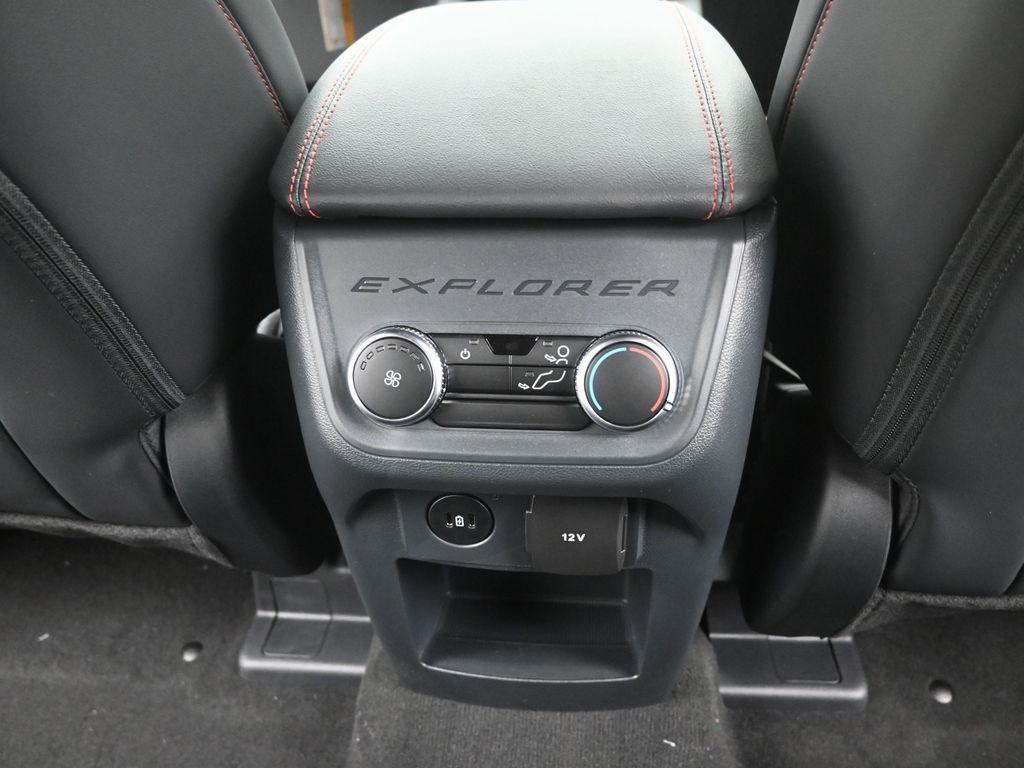 new 2025 Ford Explorer car, priced at $43,346