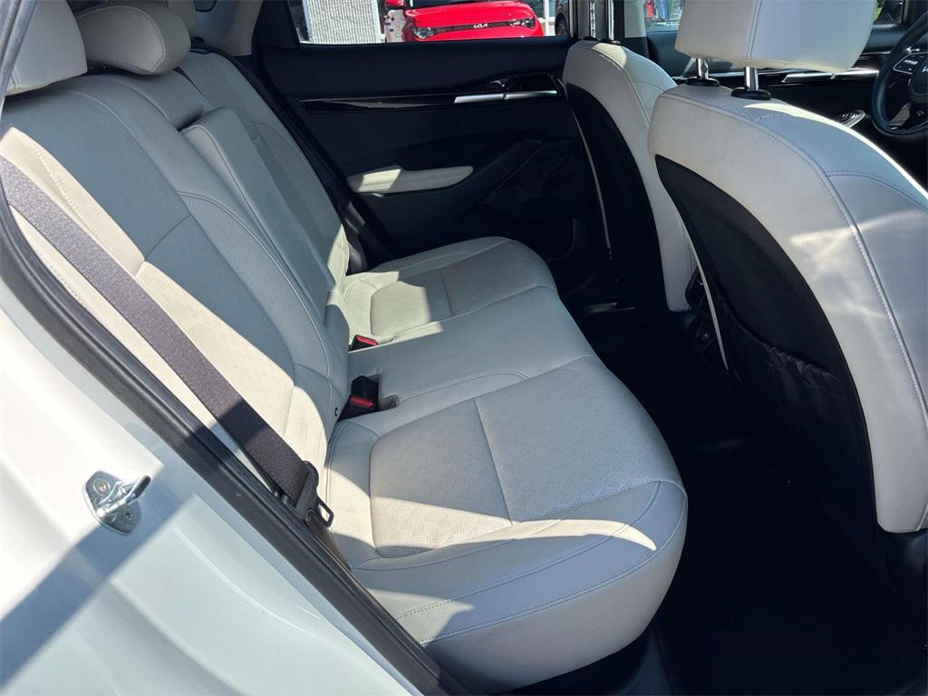 used 2022 Kia Seltos car, priced at $21,388