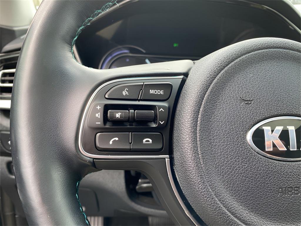 used 2020 Kia Niro EV car, priced at $25,995