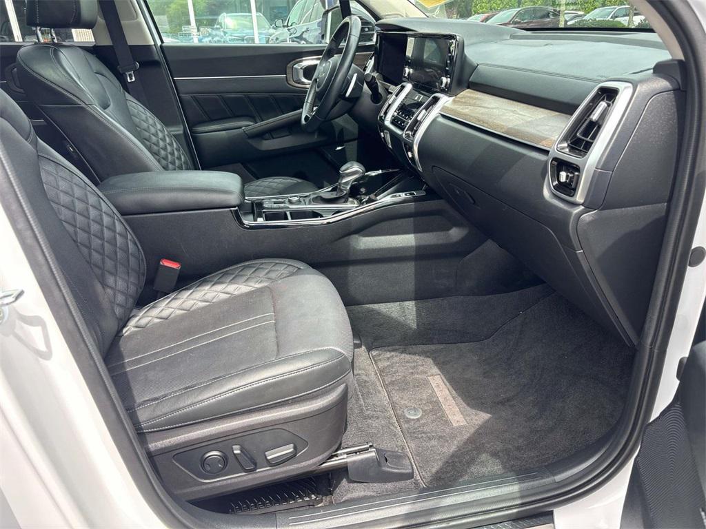 used 2022 Kia Sorento car, priced at $32,995
