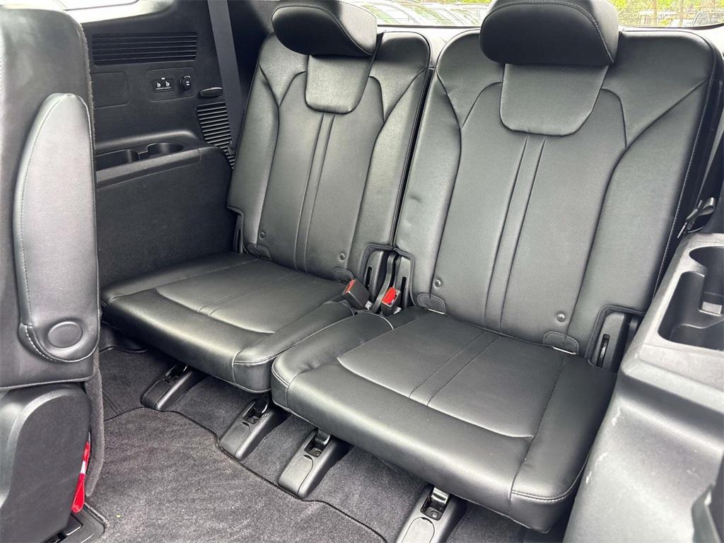 used 2022 Kia Sorento car, priced at $32,995