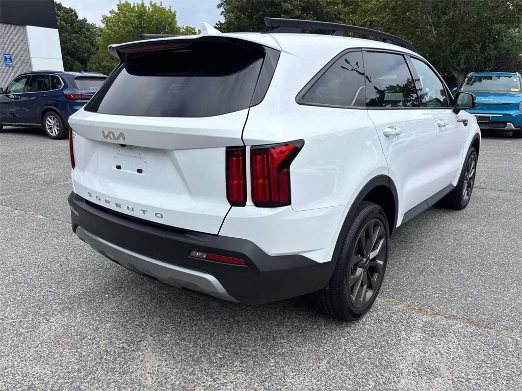 used 2022 Kia Sorento car, priced at $32,995