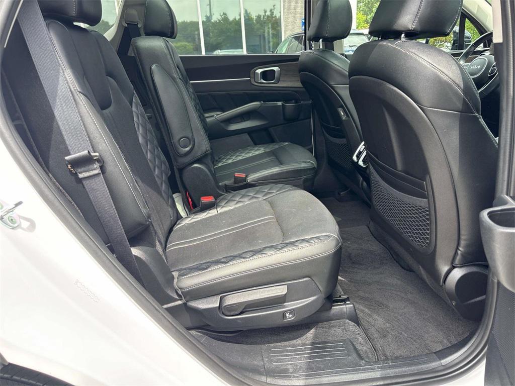 used 2022 Kia Sorento car, priced at $32,995