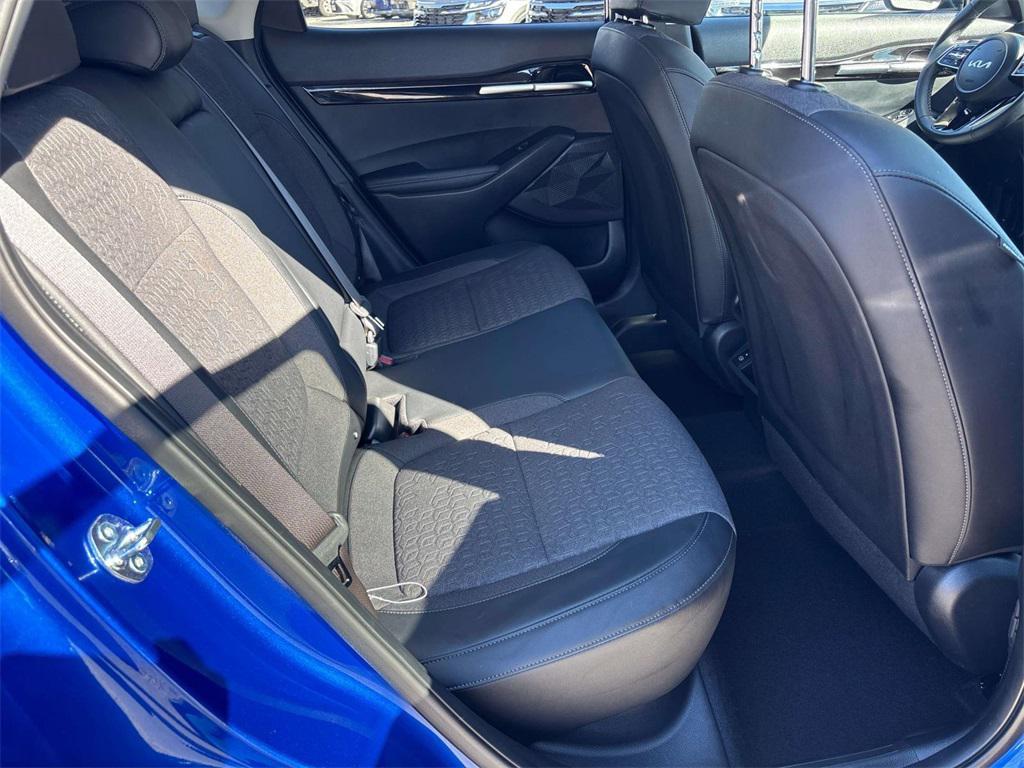used 2025 Kia Seltos car, priced at $25,995