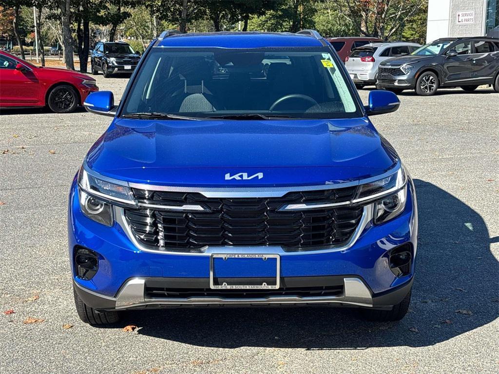 used 2025 Kia Seltos car, priced at $25,995
