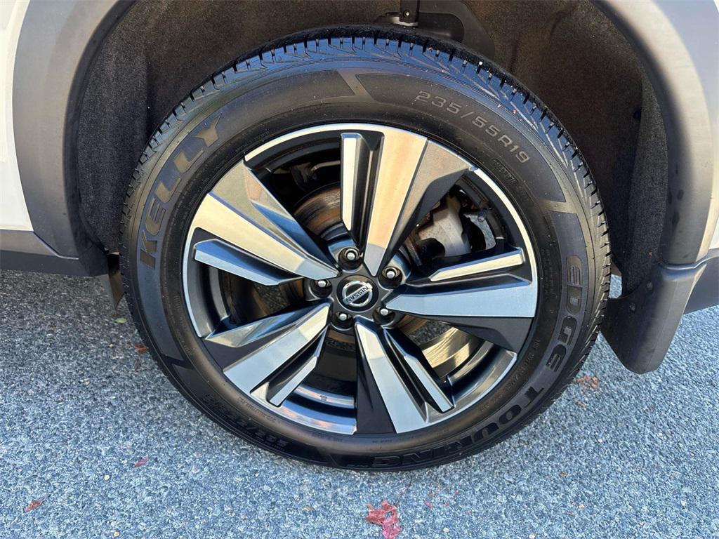 used 2021 Nissan Rogue car, priced at $23,995