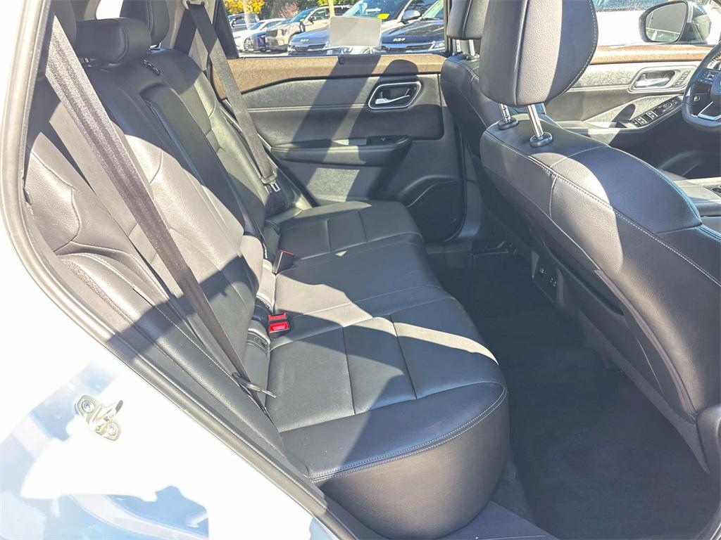 used 2021 Nissan Rogue car, priced at $23,995