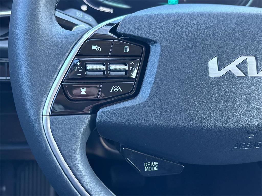 used 2024 Kia Niro car, priced at $27,495