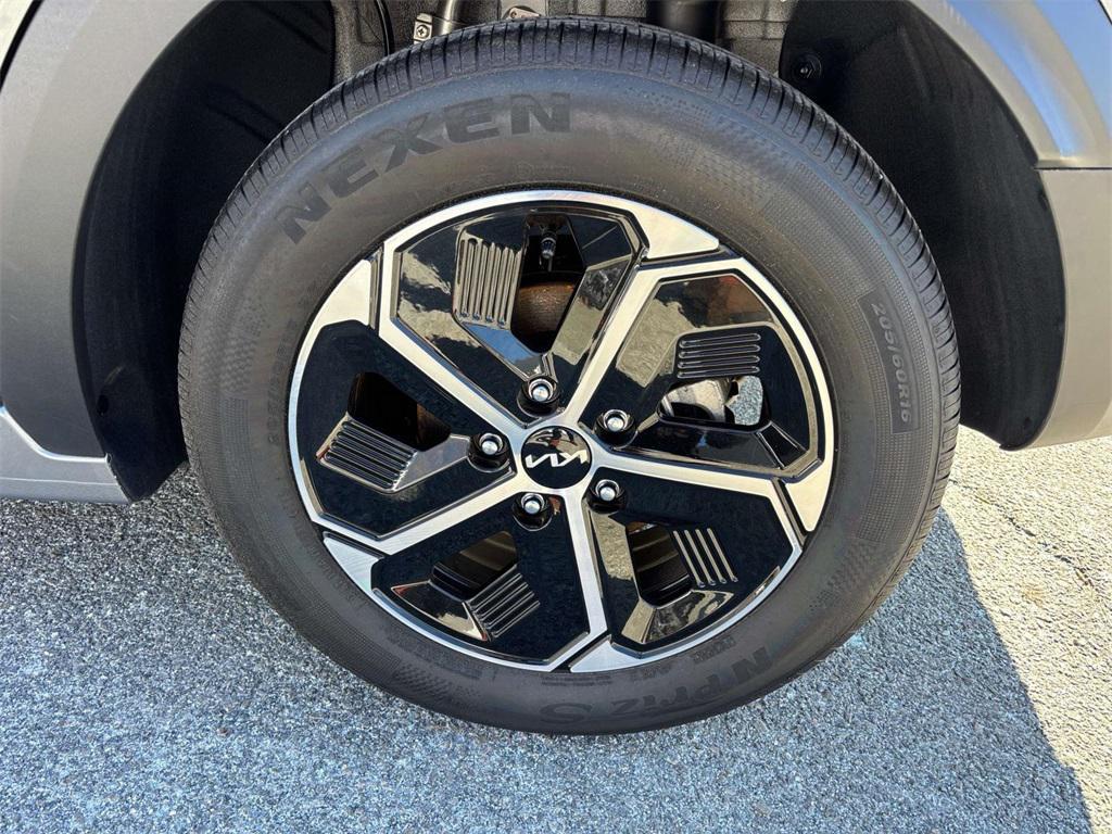 used 2024 Kia Niro car, priced at $27,495