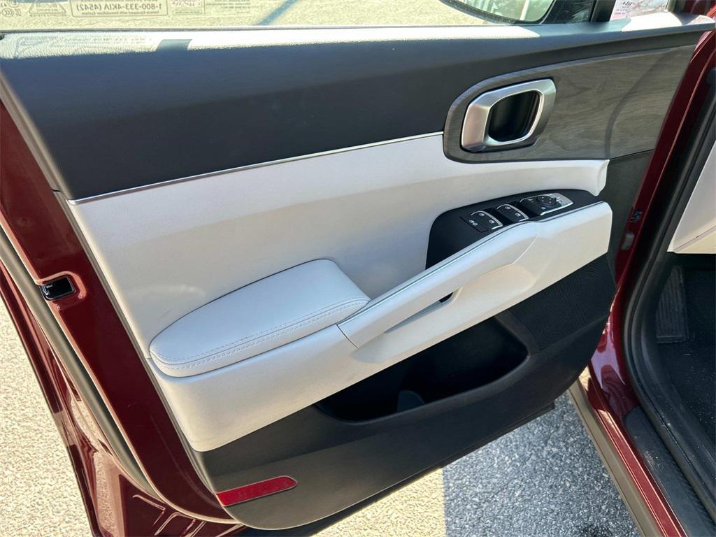 used 2024 Kia Sorento car, priced at $39,995