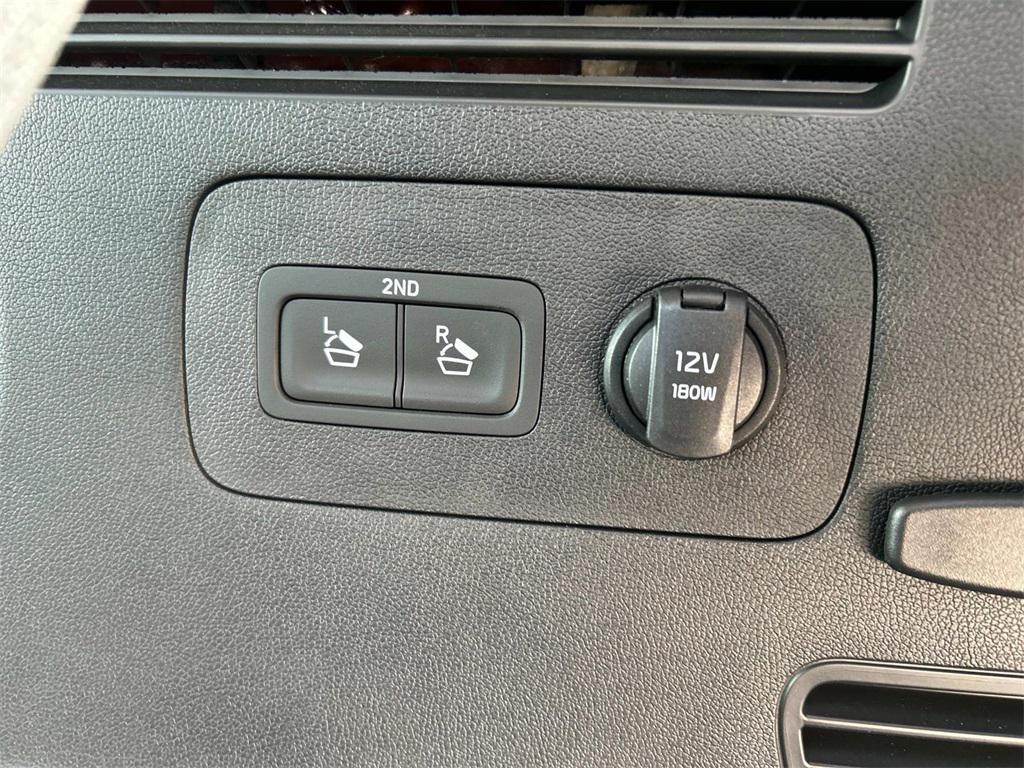 used 2024 Kia Sorento car, priced at $39,995