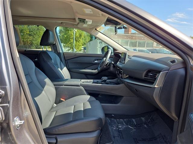 used 2022 Nissan Rogue car, priced at $22,398
