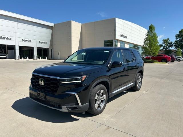 used 2024 Honda Pilot car, priced at $39,999