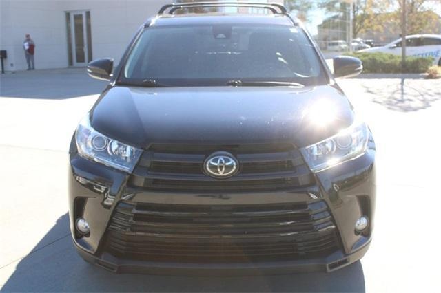 used 2018 Toyota Highlander car, priced at $24,752