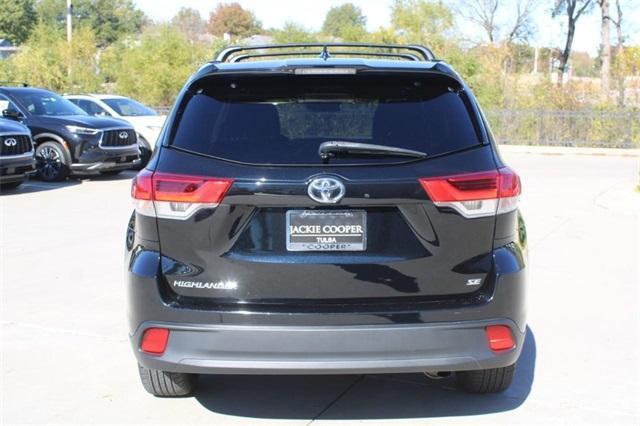 used 2018 Toyota Highlander car, priced at $24,752