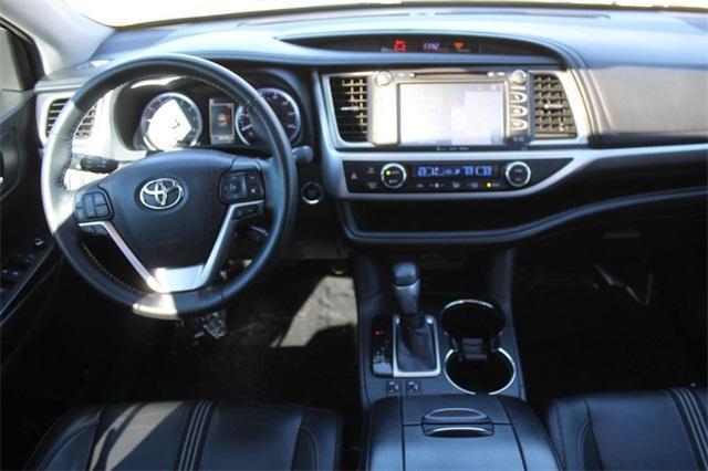 used 2018 Toyota Highlander car, priced at $24,752