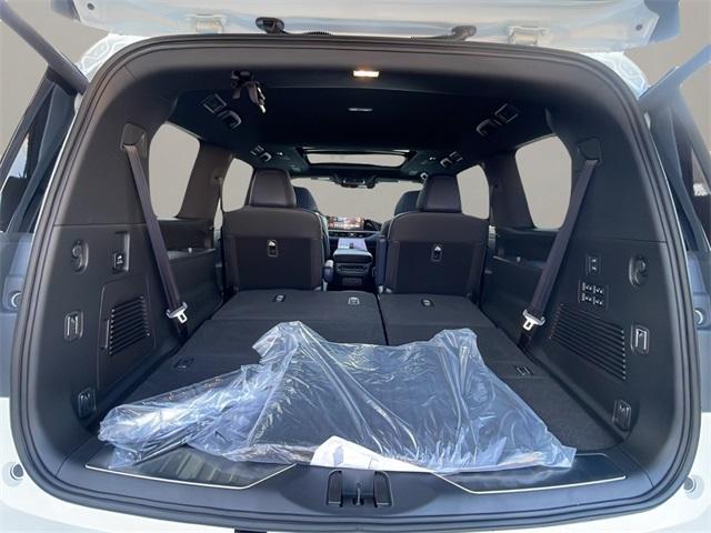 new 2026 INFINITI QX80 car, priced at $106,525